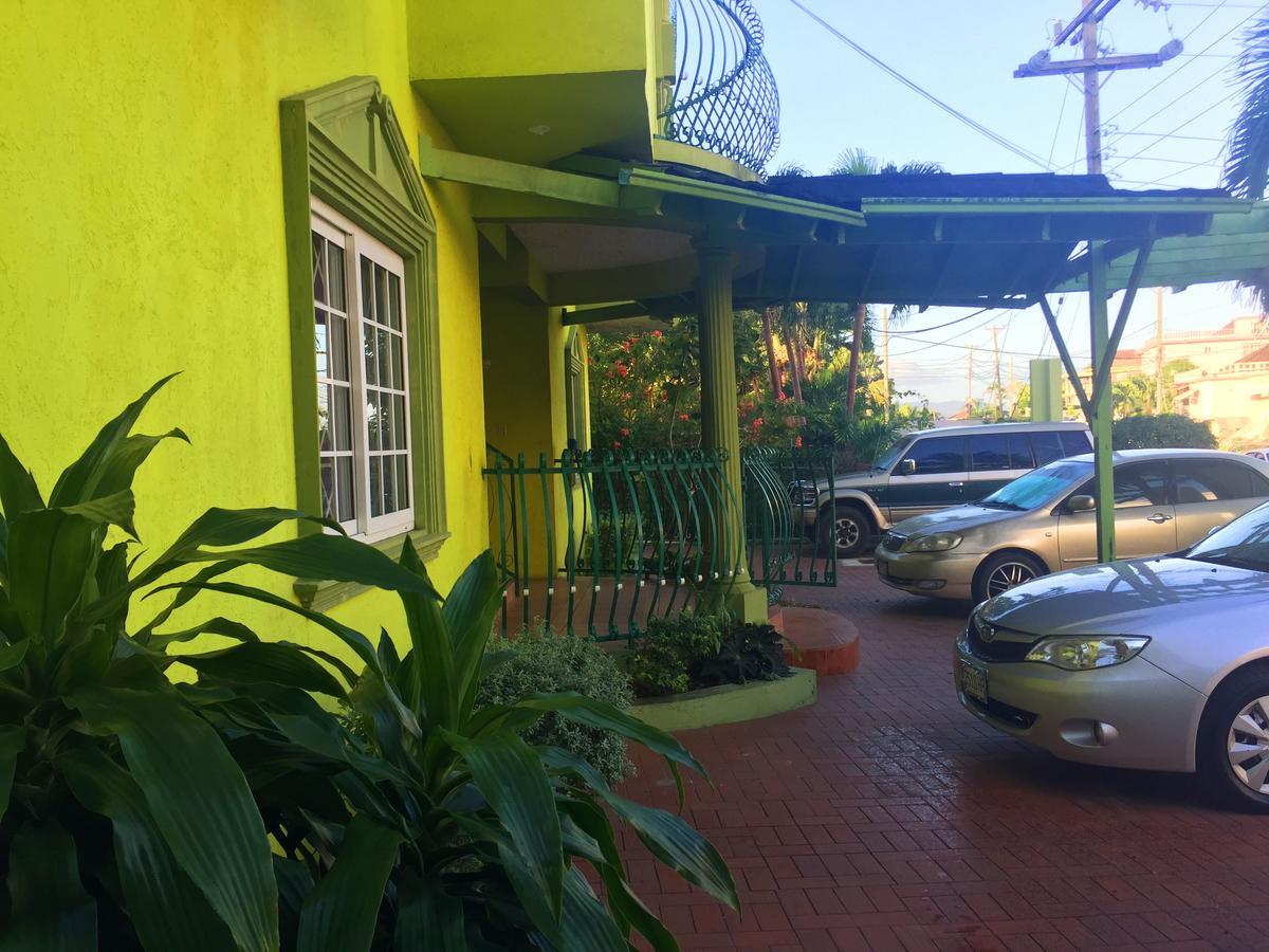 Yaad Hostel Montego Bay Exterior foto
