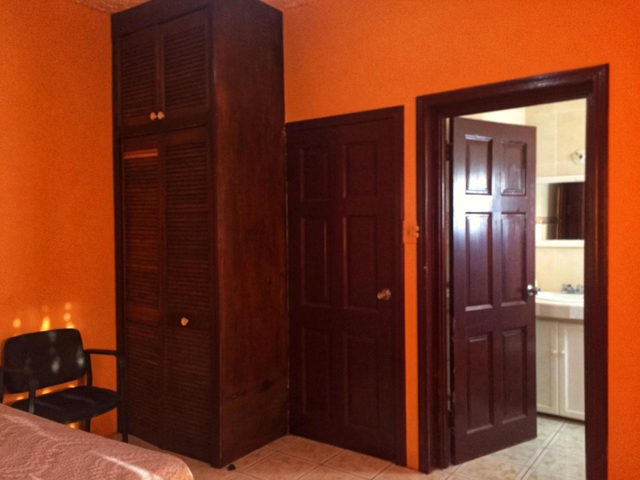 Yaad Hostel Montego Bay Habitación foto